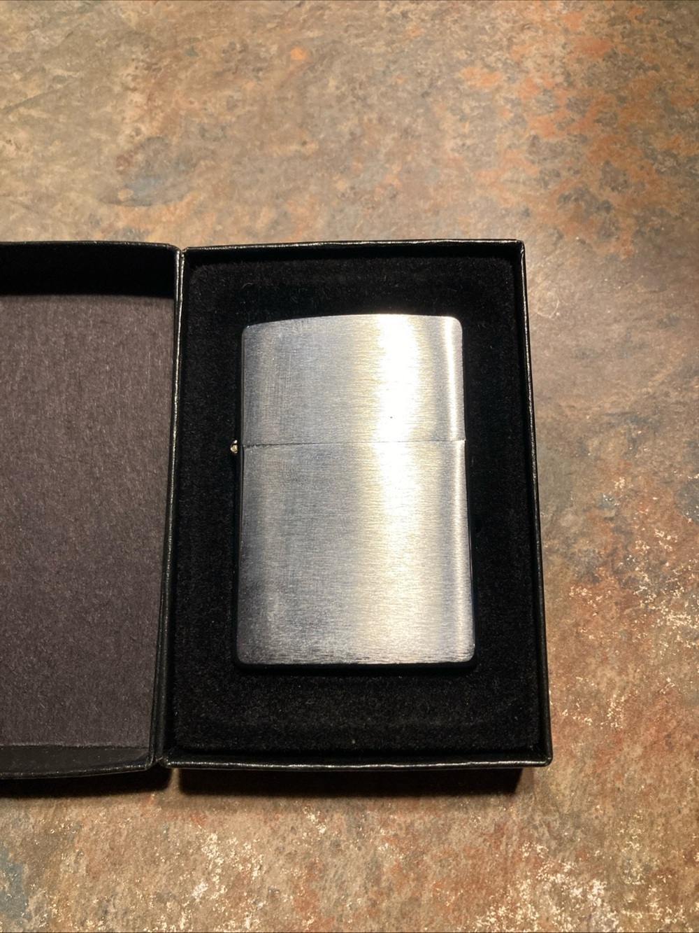 Zippo NeW Brushed Metal Pocket Lighter - Silver in box